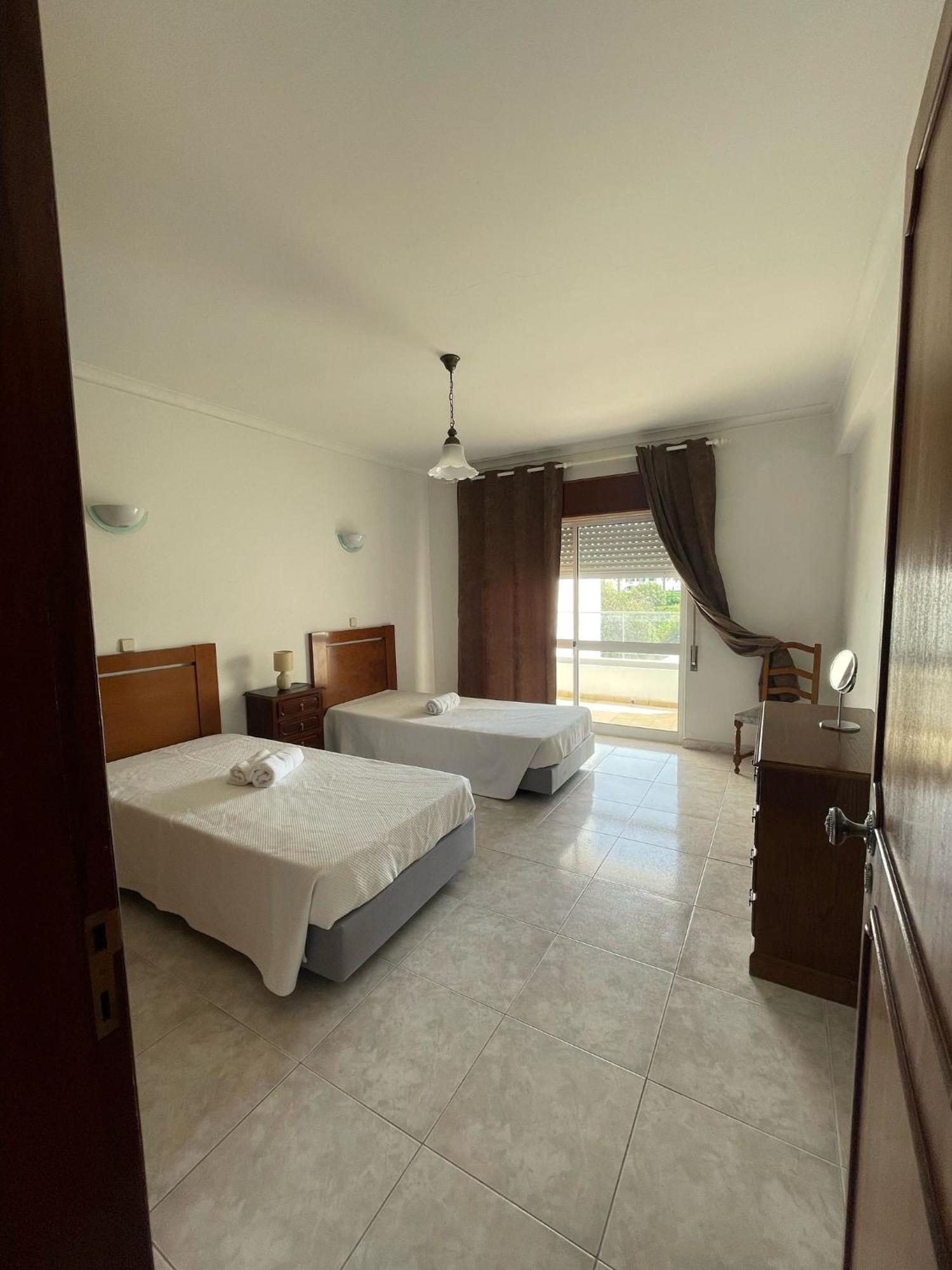 Apartamento T1 Todo Equipado Albufeira Exterior photo